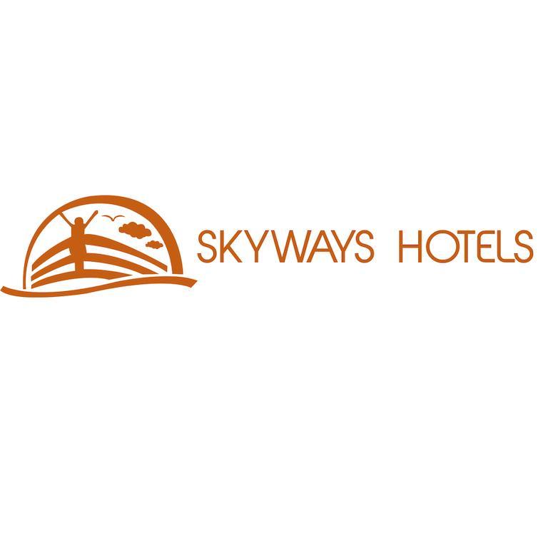 Skyways Hotel Slough Bagian luar foto